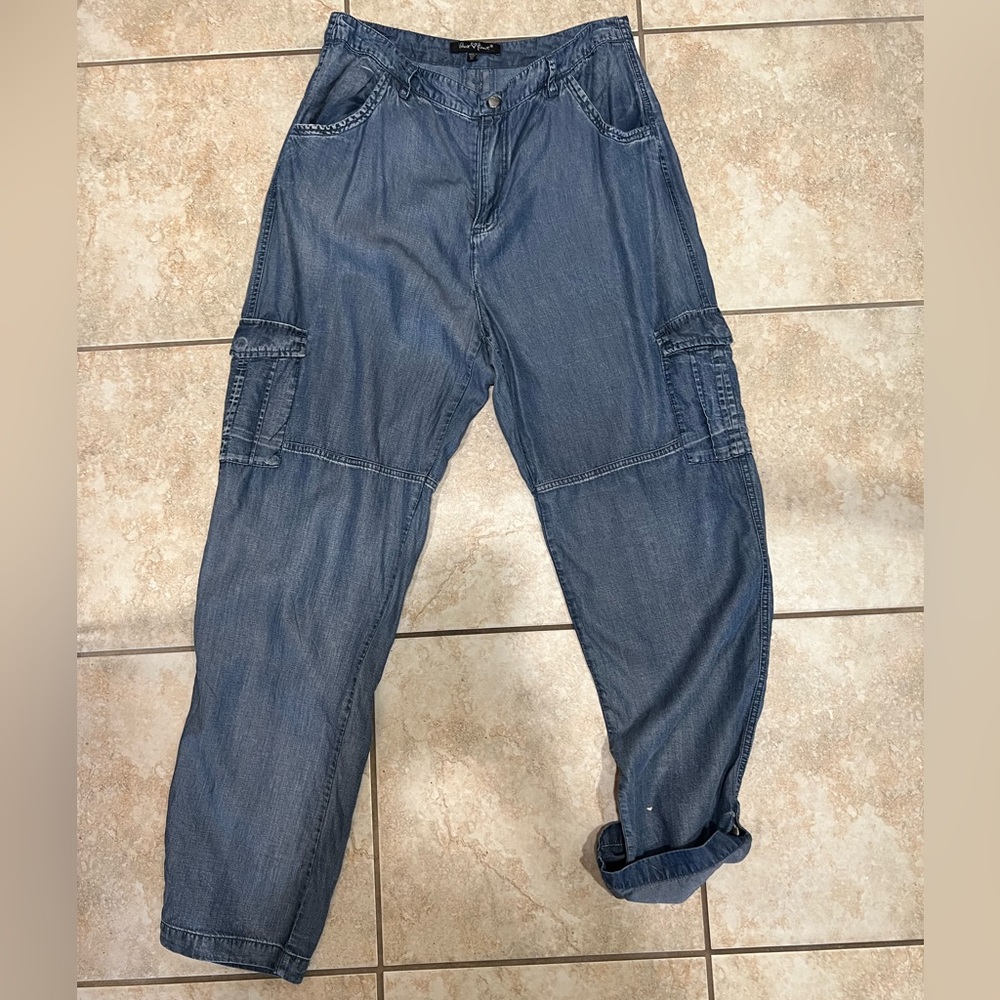 Velvet Heart joggers, size medium, cotton.